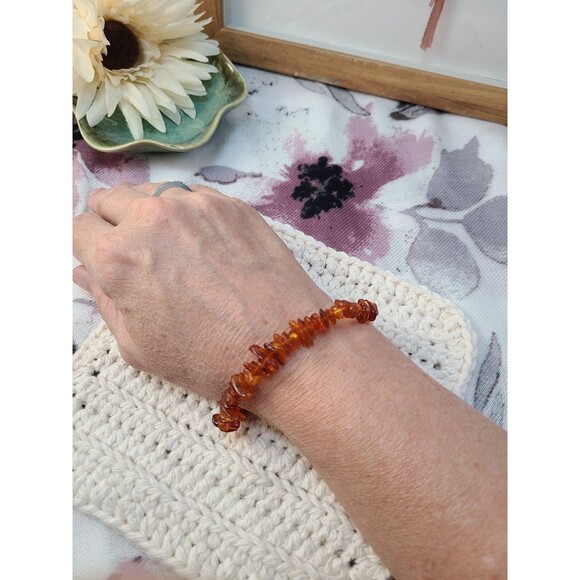 Natural Cognac Amber Stretch Bracelet – NWOT #HealingJewelry #BohoStyle - Picture 4 of 6